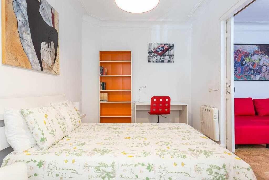 Appartement Piso confortable y céntrico à Madrid Extérieur photo