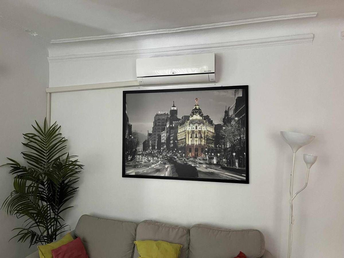 Appartement Piso confortable y céntrico à Madrid Extérieur photo